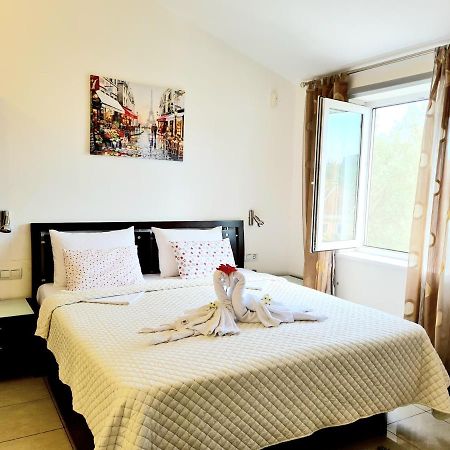 Olive Garden Apartment Petrovac 外观 照片