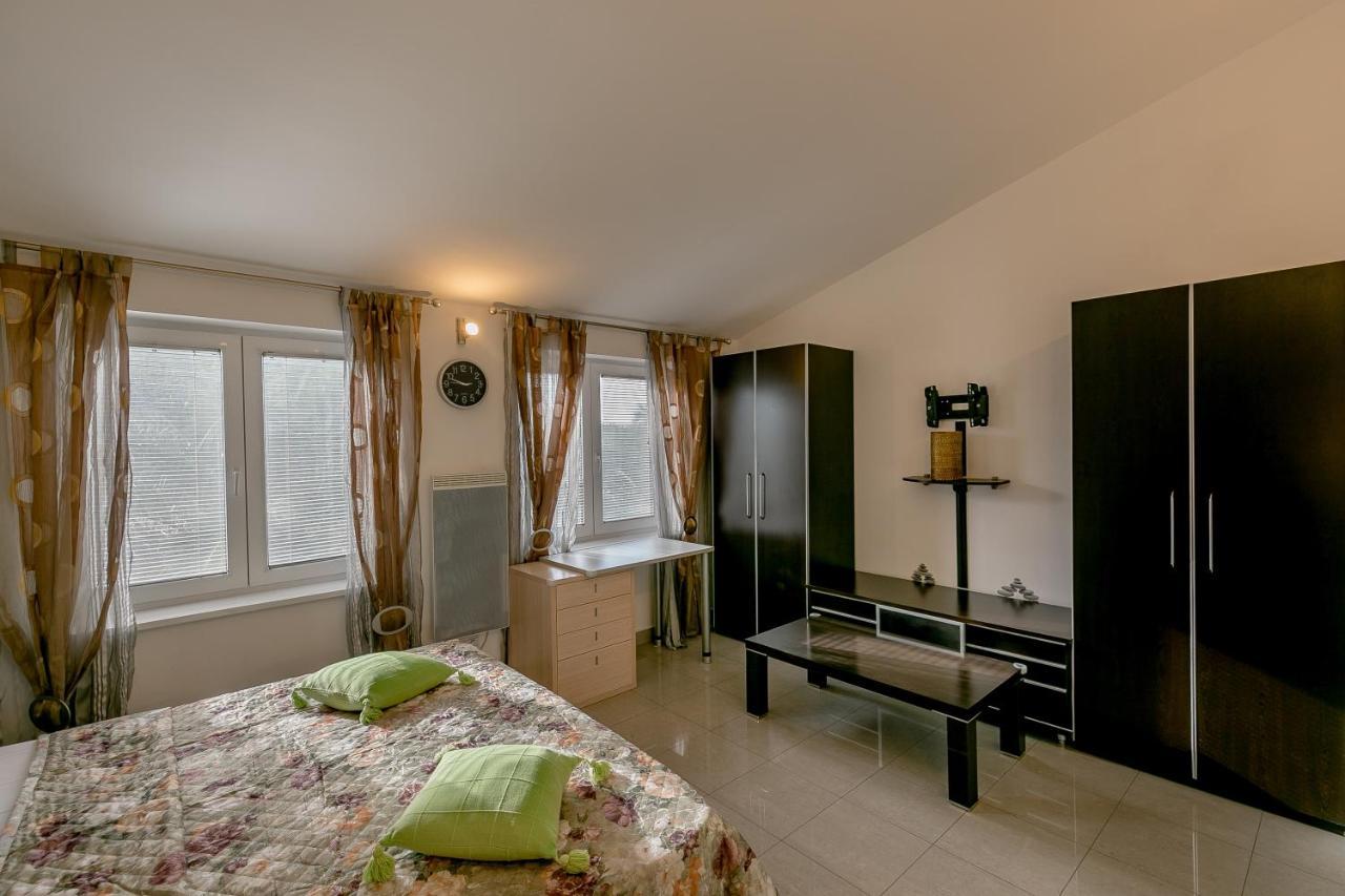 Olive Garden Apartment Petrovac 外观 照片